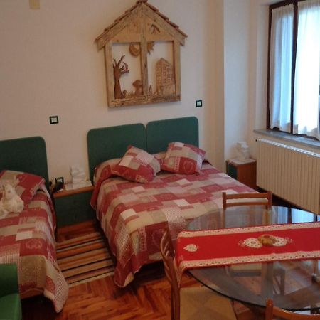 Mont Gele Hotel Ollomont Luaran gambar