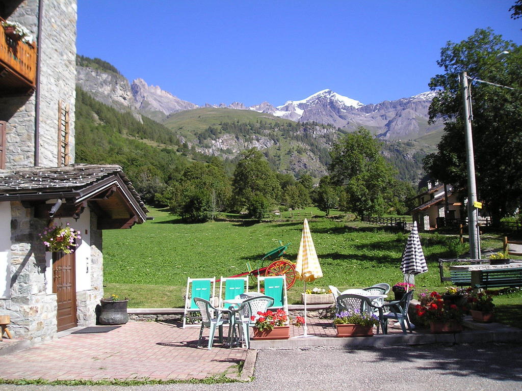 Mont Gele Hotel Ollomont Luaran gambar