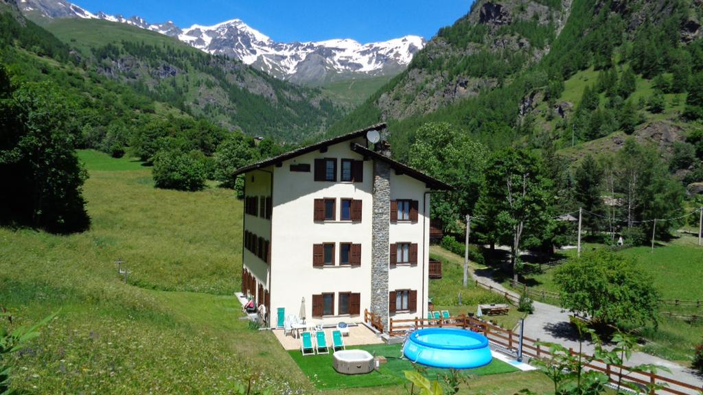 Mont Gele Hotel Ollomont Luaran gambar