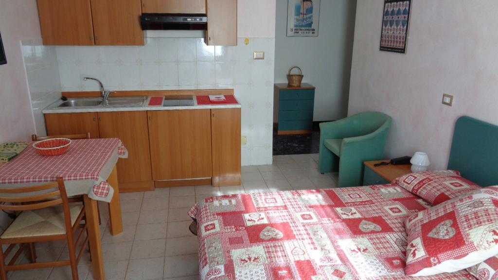 Mont Gele Hotel Ollomont Luaran gambar