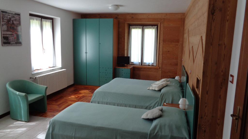 Mont Gele Hotel Ollomont Luaran gambar
