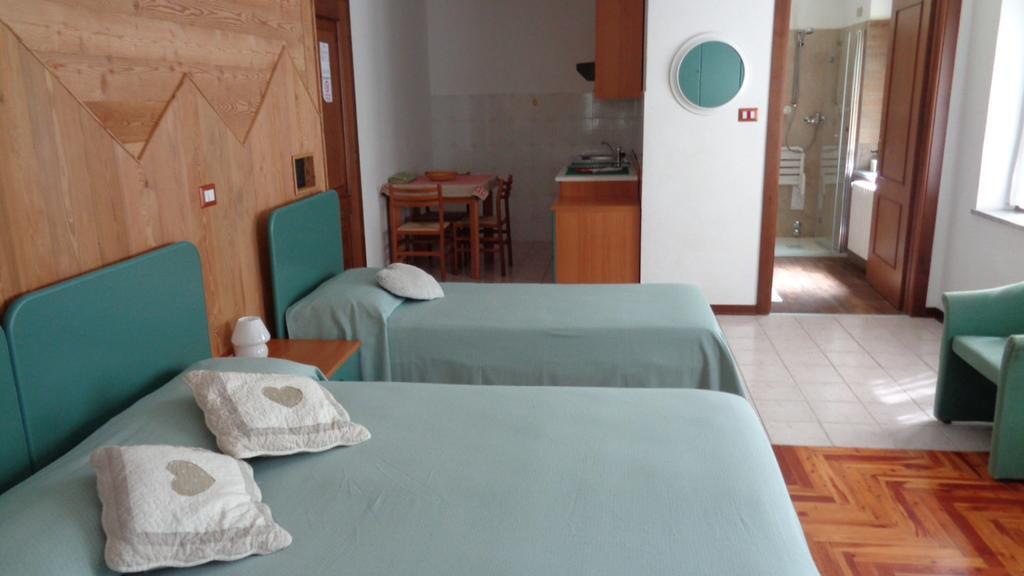 Mont Gele Hotel Ollomont Luaran gambar