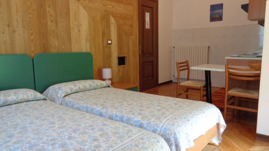 Mont Gele Hotel Ollomont Luaran gambar